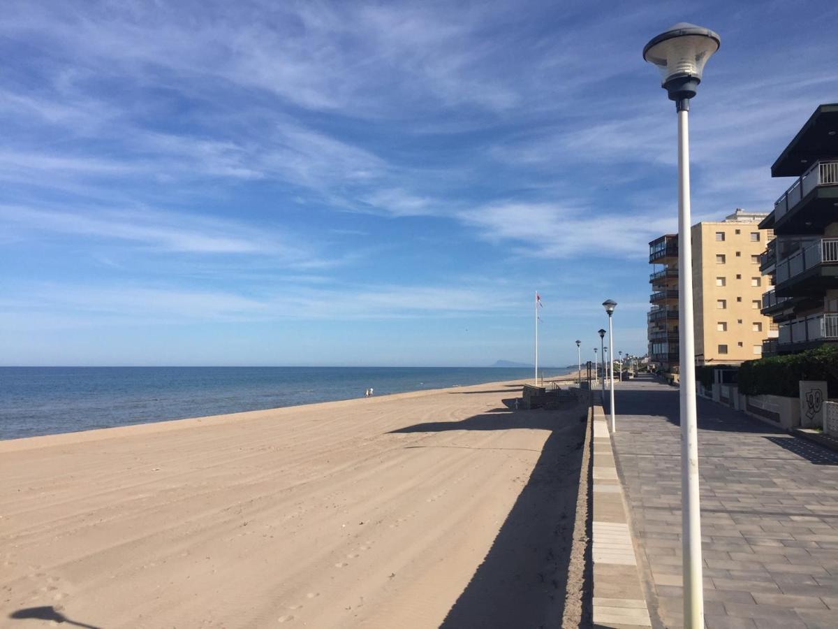 Large Apartment With Sea Views Sueca Eksteriør bilde
