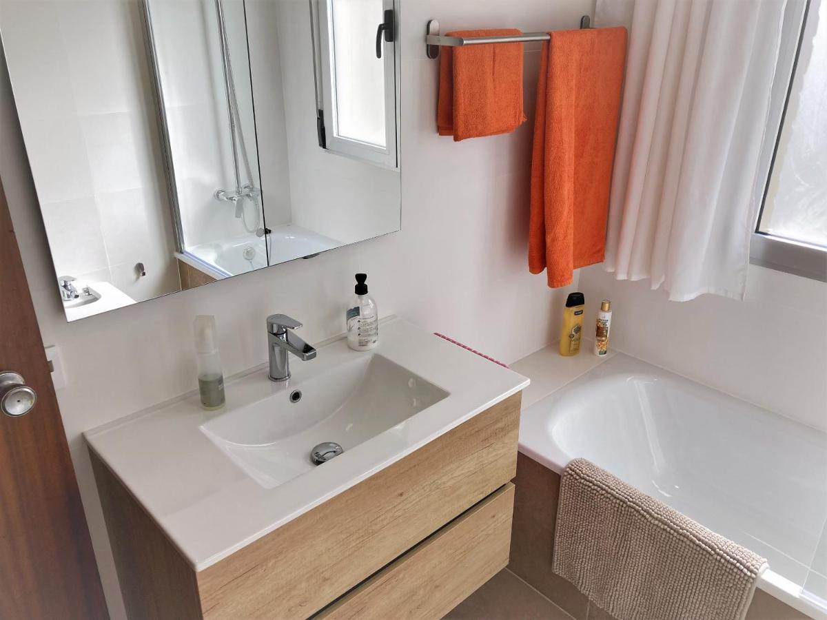 Large Apartment With Sea Views Sueca Eksteriør bilde